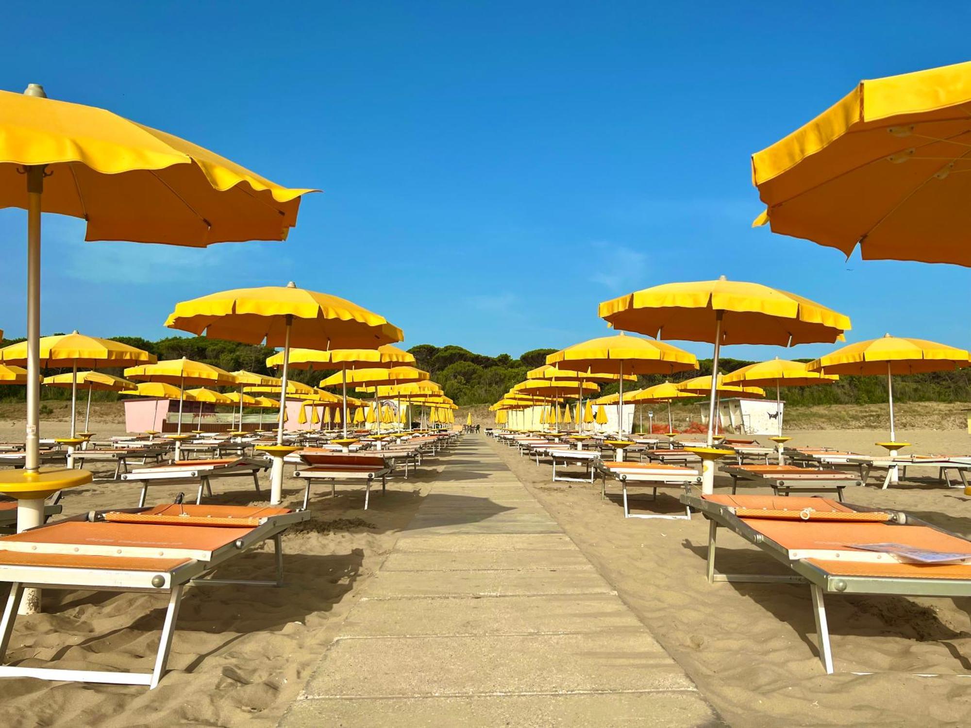 Club Vacanze In Червия Экстерьер фото
