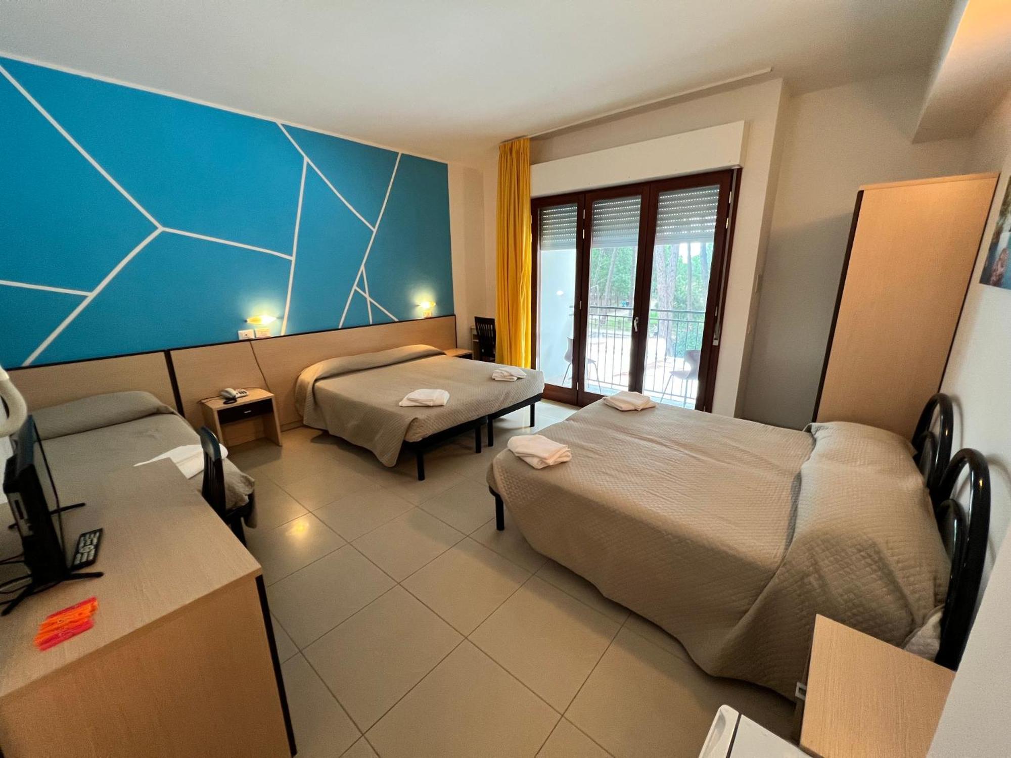 Club Vacanze In Червия Экстерьер фото