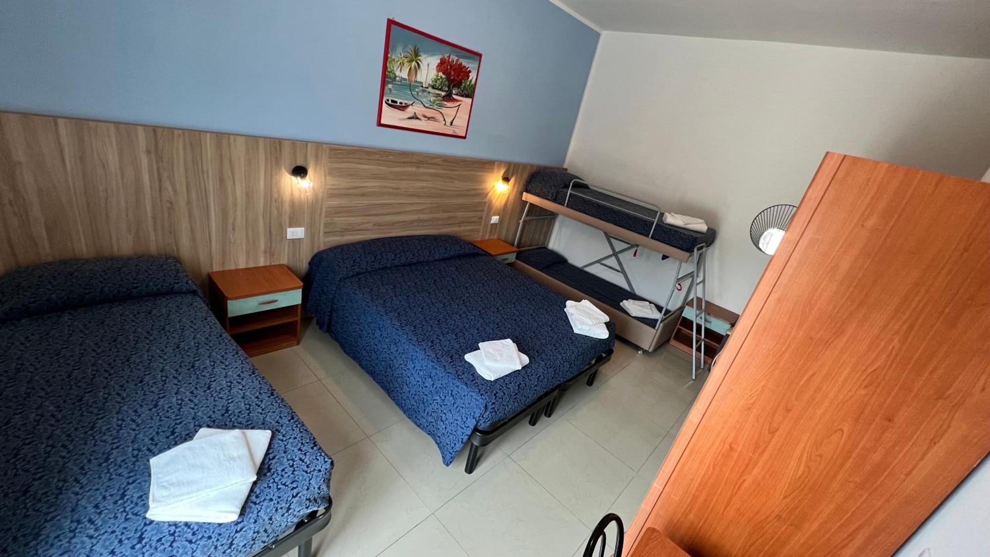 Club Vacanze In Червия Экстерьер фото